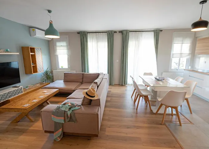 Simon By Rentalspro- Halkidiki Daire Nea Moudania